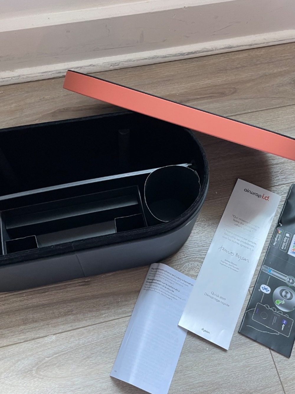 Dyson air wrap I.D straight + wavy - Picture 4 of 12